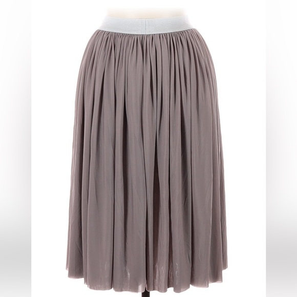 Rare Blackmilk Multi Layered Mesh Midi Skirt ~ LIMITED Size Medium - Picture 1 of 9